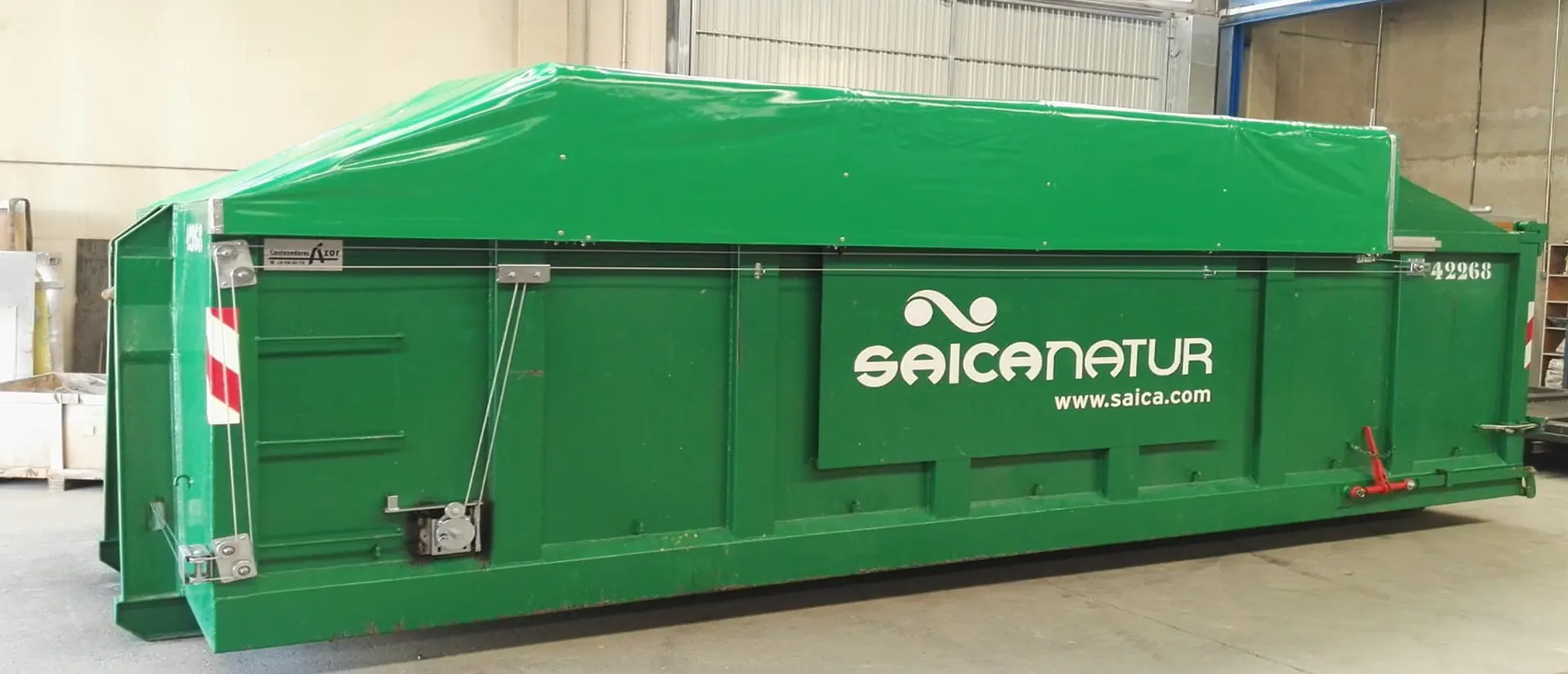 Toldos Botero arquillada para contenedores.