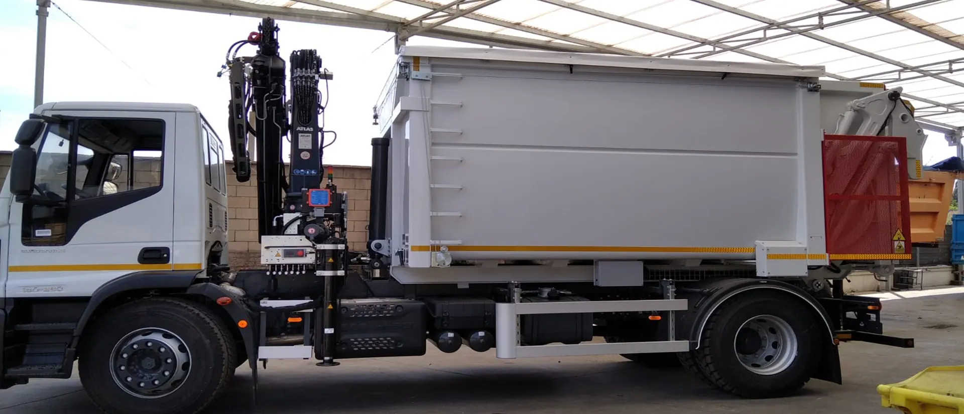 Toldos Botero Lonas Semitauliner